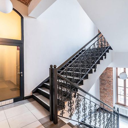 Apartament Z Osobna Sypialnia W Pieknej Kamienicy W Centrum Wrocław Kültér fotó