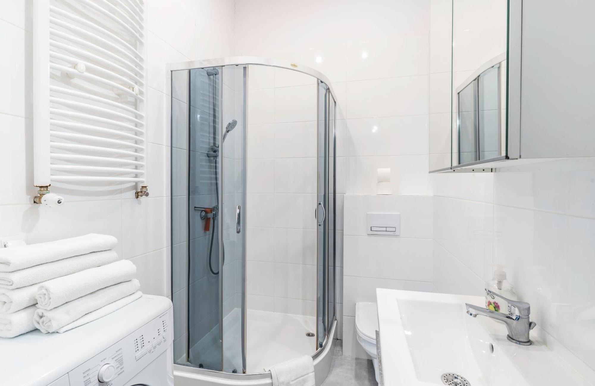 Apartament Z Osobna Sypialnia W Pieknej Kamienicy W Centrum Wrocław Kültér fotó